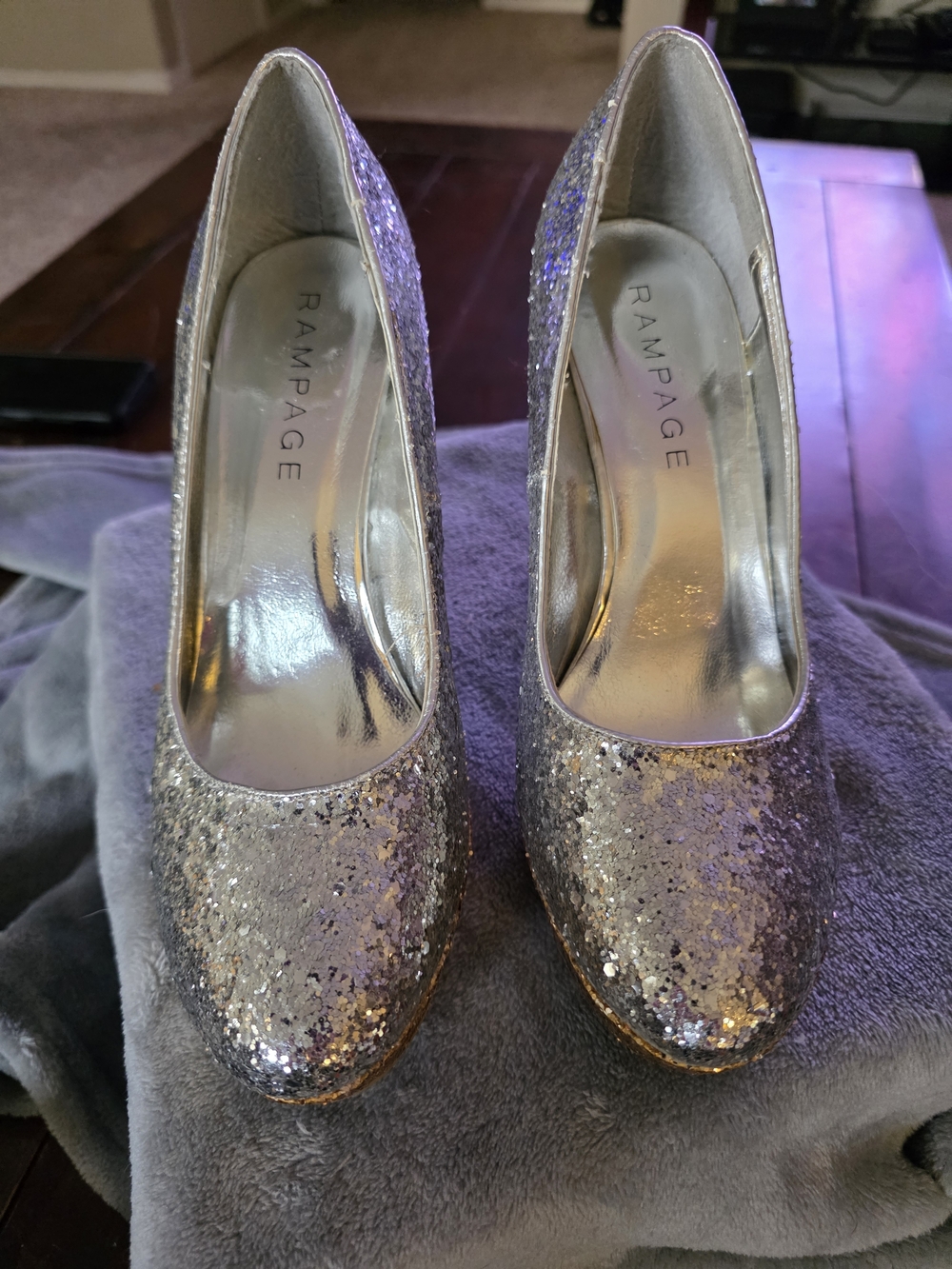 Rampage Silver Glitter Platform Pumps